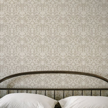 Carregar imagem no visualizador da galeria, Estelle Wallpaper by Lisee Ree