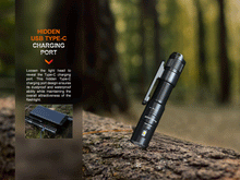 Carregar imagem no visualizador da galeria, Fenix LD12R Dual Light Flashlight - 600 Lumens