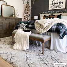 Carregar imagem no visualizador da galeria, Flintville Moroccan Shag Area Rug - Clearance