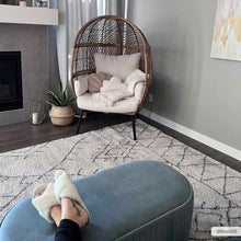 Carregar imagem no visualizador da galeria, Flintville Moroccan Shag Area Rug - Clearance