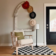 Carregar imagem no visualizador da galeria, Modern Scalloped Base Floor Lamp