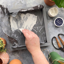 Cargar imagen en el visor de la galería, Flowers and Insects - Mesh Stencil - 12x12