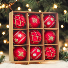 Carregar imagem no visualizador da galeria, Red and Gold Unique Shatterproof Ornament Bauble Set