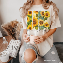 Carregar imagem no visualizador da galeria, Find Me Among the Sunflowers T-Shirt, White and Natural Floral Tee for Trendy Women