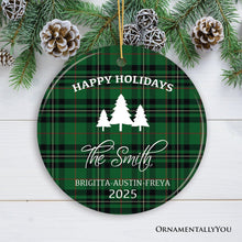 Carregar imagem no visualizador da galeria, Green Christmas Plaid Personalized Family Ornament