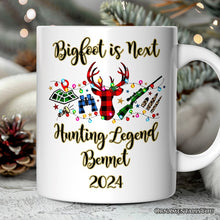 Carregar imagem no visualizador da galeria, Personalized Mug Buffalo Plaid Hunting Theme Christmas, Hunter Gift, Red and Green Deer and Gun