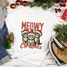 Carregar imagem no visualizador da galeria, Cute Meowy Christmas T-Shirt, Baby Cat In Santa Hat Holiday Tee