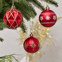 Carregar imagem no visualizador da galeria, Red and Gold Unique Shatterproof Ornament Bauble Set