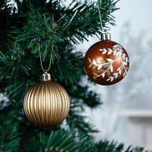 Carregar imagem no visualizador da galeria, Fall Inspired Bronze Gold 9 Piece Christmas Ornament Bauble Bundle