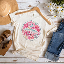 Carregar imagem no visualizador da galeria, Inspiring Floral Mama T-Shirt, White, Black and Natural Boho Tee for Strong and Loving Mothers