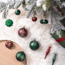 Carregar imagem no visualizador da galeria, Sophisticated Red and Green Saturated Ornament Ball Bundle Set, Refined Forest Nature Glittered Patterns on Baubles, 70 Pieces