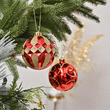 Carregar imagem no visualizador da galeria, Glittery Red and Gold Christmas Ornament Bauble Set, Elegant 16 Piece Bundle