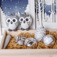 Carregar imagem no visualizador da galeria, Winter Woodlands Large White and Silver Ornament Set of 90, Glittery Snow Owls, Cones, Snowflakes, and Stalactites