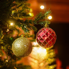 Cargar imagen en el visor de la galería, Christmas Sensation Mega Holiday Ornament Set, 108 Unique Baubles, Trees, Candycanes, and Snowflakes