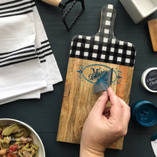 Carregar imagem no visualizador da galeria, Frames and Phrases - Mesh Stencil 8.5x11