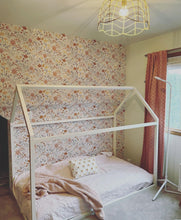 Carregar imagem no visualizador da galeria, Eloise Wallpaper by Hufton Studio