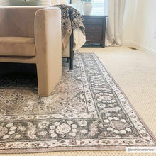 Cargar imagen en el visor de la galería, Ganyangan Washable Rug