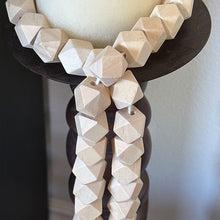 Load image into Gallery viewer, Bohemian Geometric Wood Garland with Tassels