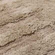 Load image into Gallery viewer, Washable Handmade Wool Rug - Brown