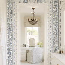 Carregar imagem no visualizador da galeria, Este Wallpaper by Hufton Studio