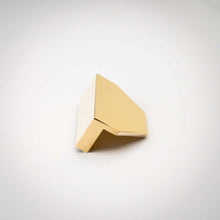 Cargar imagen en el visor de la galería, Alto, Solid Brass Half Hex Pulls