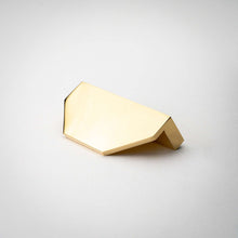 Cargar imagen en el visor de la galería, Alto, Solid Brass Half Hex Pulls