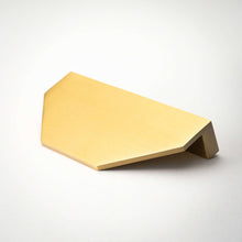 Cargar imagen en el visor de la galería, Alto, Solid Brass Half Hex Pulls