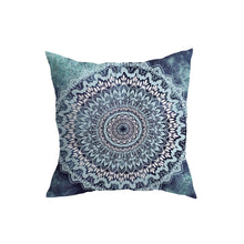 Carregar imagem no visualizador da galeria, Mandala Flower Cushion Covers