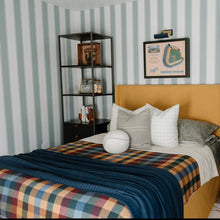 Carregar imagem no visualizador da galeria, Andy Wallpaper by Hufton Studio