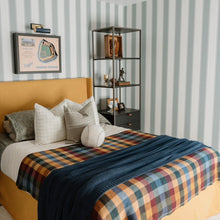 Carregar imagem no visualizador da galeria, Andy Wallpaper by Hufton Studio