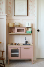 Carregar imagem no visualizador da galeria, Halle Wallpaper by Gabriela Dachin