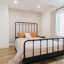 Carregar imagem no visualizador da galeria, Farrah Wallpaper by Angel Walker