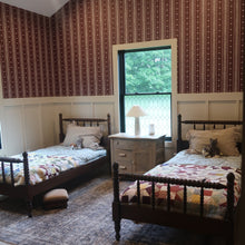 Carregar imagem no visualizador da galeria, Lyla Wallpaper by Ali Anni