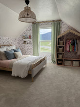 Carregar imagem no visualizador da galeria, Valerie Wallpaper