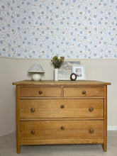 Carregar imagem no visualizador da galeria, Linnea Wallpaper by Grateful Artsy Soul