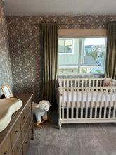 Carregar imagem no visualizador da galeria, Lilla Wallpaper by Ali Anni