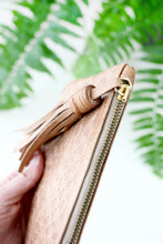 Load image into Gallery viewer, Blossom Tassel Pouch