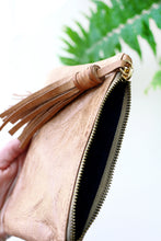 Load image into Gallery viewer, Blossom Tassel Pouch