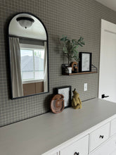 Carregar imagem no visualizador da galeria, Hudson Wallpaper by Daphne and Sage