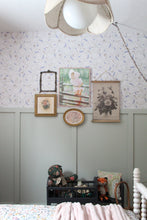 Carregar imagem no visualizador da galeria, Linnea Wallpaper by Grateful Artsy Soul