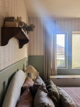 Carregar imagem no visualizador da galeria, Lyla Wallpaper by Ali Anni