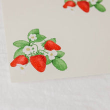 Carregar imagem no visualizador da galeria, Gemma Wallpaper by Christy Beasley