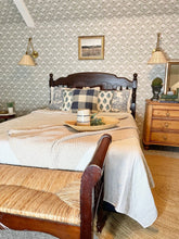 Carregar imagem no visualizador da galeria, Elise Wallpaper by Anna H Design