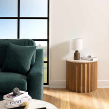 Carregar imagem no visualizador da galeria, Kumlu Ribbed Ceramic White Table Lamp