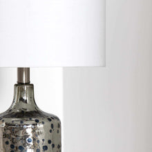 Carregar imagem no visualizador da galeria, Lentner Ribbed White Ceramic Table Lamp