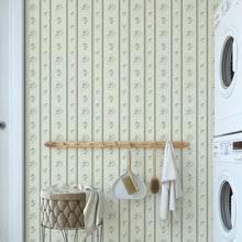 Carregar imagem no visualizador da galeria, Lottie Wallpaper by Ali Anni