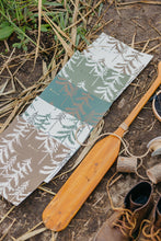 Cargar imagen en el visor de la galería, Cascade Wallpaper by Cassandra Zaniboni