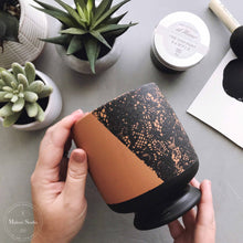 Carregar imagem no visualizador da galeria, Lace - Mesh Stencil 8.5x11