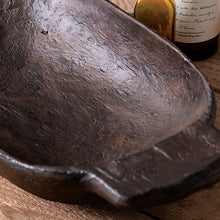 Carregar imagem no visualizador da galeria, 23 Inch Nannys Fixin Dough Bowl