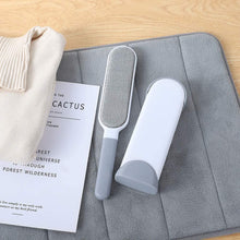 Load image into Gallery viewer, Fabric Cleaning Brush